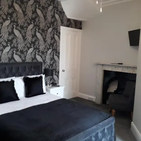 Guest house New Hall Bank 4*