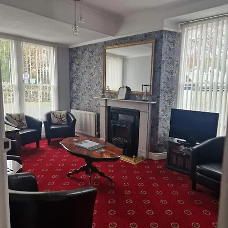 New Hall Bank Affittacamere