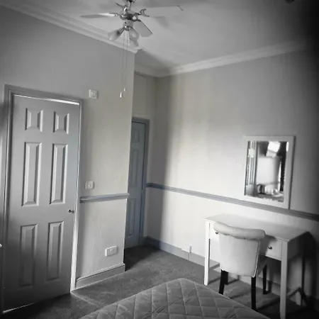 Affittacamere New Hall Bank 4*